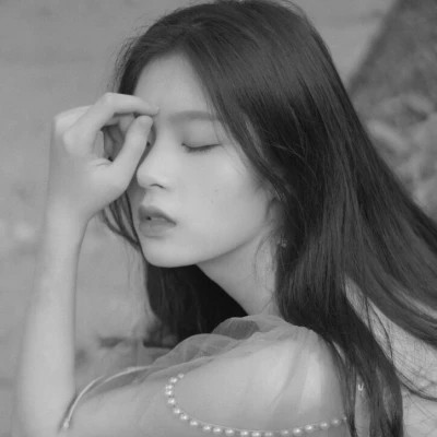 2024抖音热门黑白女头(图8)