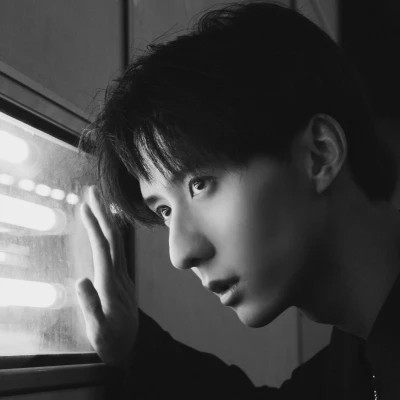 2024年最新黑白男生头像(图37)