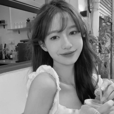 2024最新真人高清黑白闺蜜头像图片(图48)