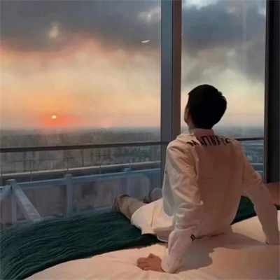 2024年最受欢迎的一男一女情侣头像(图46)