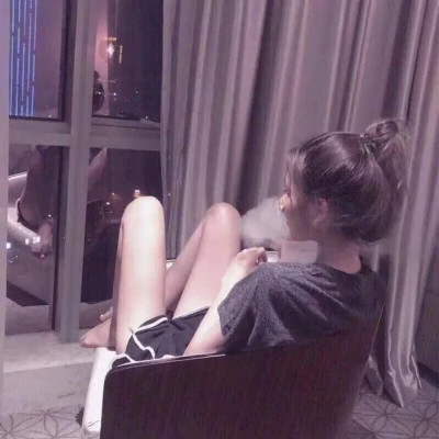 2024年最受欢迎的一男一女情侣头像(图54)