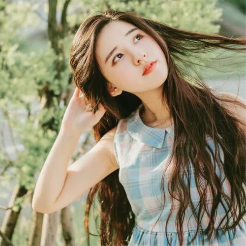 2024新款好看的女生头像(图12)
