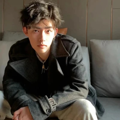 高颜值男生帅气图片头像(图26)
