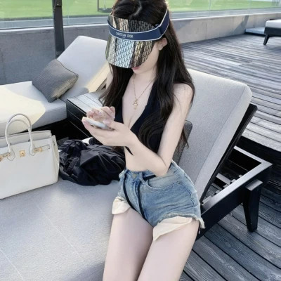 2024真人气质微信头像女(图32)