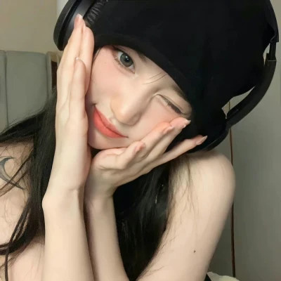 2024真人气质微信头像女(图13)