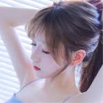 干净治愈温柔清新女头图片