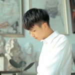 阳光帅气男生高清头像下载，尽显男性魅力！