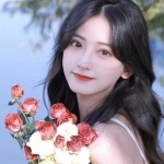 2024最新款热门女头像图片，一网打尽！
