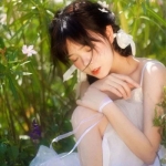 2024年最受欢迎的女生高级感头像