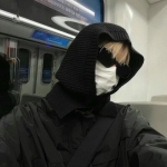 精选2024年男生热门真人头像
