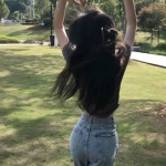 女生唯美背影头像图片，尽显仙气与美丽