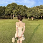 女生高级氛围背影仙气头像图片，超有气质
