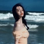 微信女生自信简单大方头像图片，优雅高贵
