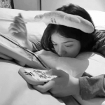 微信黑白真人头像-气质女神首选
