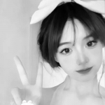 黑白系高清女真人头像，别样的风情，尽在此处