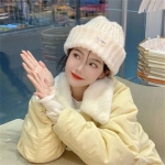 2024年时尚潮流女生头像，让你成为焦点！