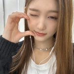 潮流趋势！2024女生的气质与美丽并存头像