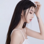 真实感高颜值微信美女头像合集，不容错过！