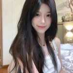 2024年女生头像精选：真人版，彰显个性魅力！