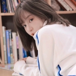 头像简约ins女