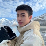 2024热门男生微信头像，炫酷男生必备
