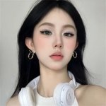 2024年流行好看的真人女头图片