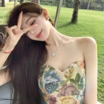 最新款2024年女生头像图片，美丽新选择！