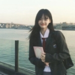 被狠狠拿捏住的氛围感模糊女头