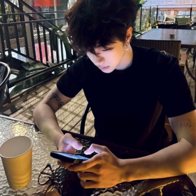 ins小众个性男生头像/再也不见