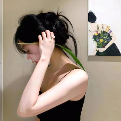 被这组干净气质唯美的女生头像美哭啦