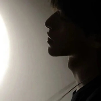 高质量真人ins氛围感男生头像｜小众高级不烂大街