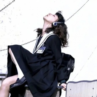 ins超酷个性女生头像｜拽姐风 / 暗黑系 / 甜酷风任选，氛围感拉