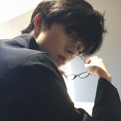 被帅晕！ins超帅氛围感男生头像来袭