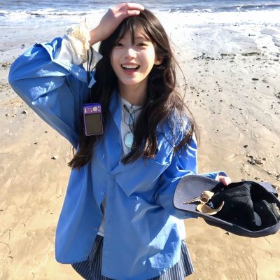 温柔海洋风氛围女头合集｜海浪 / 沙滩元素，适配各社交平台