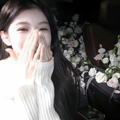 头像纯欲女生可爱，纯欲与可爱并存