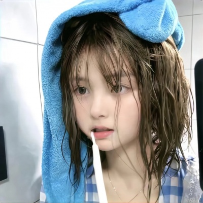 蓝色系小众微信女头，狠狠心动了！