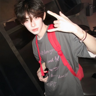 2026ins超帅小众男生头像｜潮酷风 / 盐系风，任选不踩雷