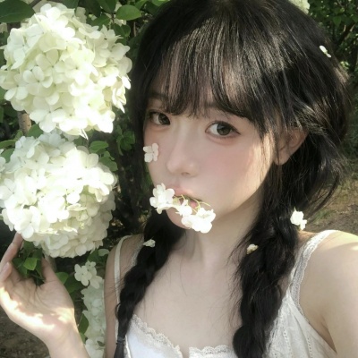 被绣球花女生头像美到心颤！