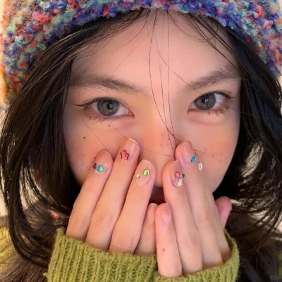 Ins时尚个性女生头像来袭