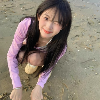 被狠狠拿捏！氛围感白月光女头来啦